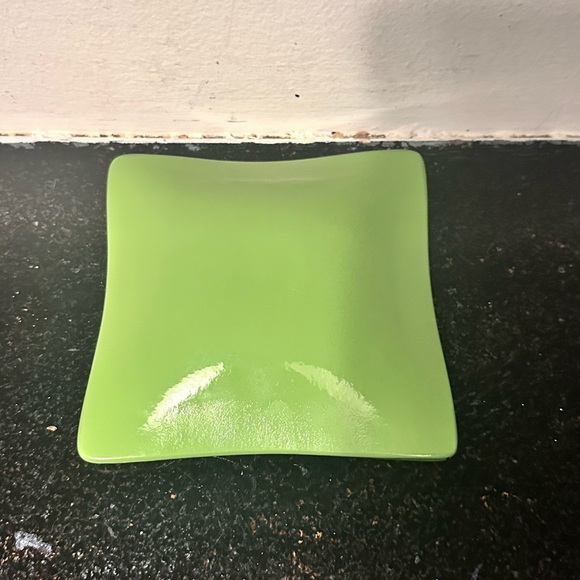 Green Handmade Fused Glass Trinket Dish - Picture 3 of 3